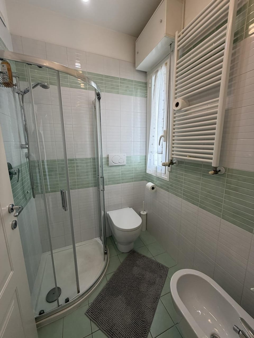 Bathroom, bidet