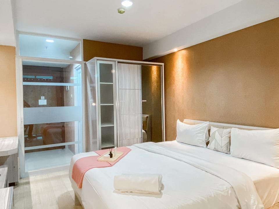 Good and Homey Studio Apartment at Springhill Terrace Residence By Travelio Apartment in Jakarta