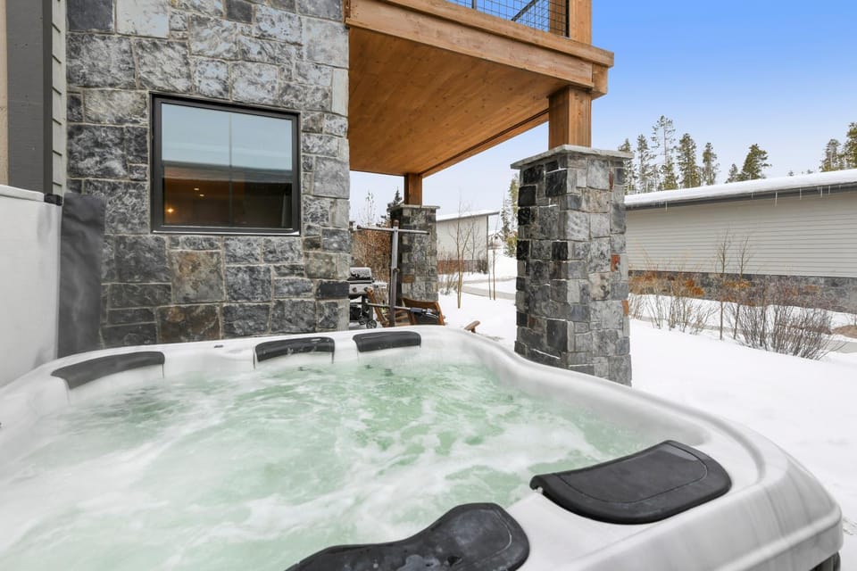 Hot Tub
