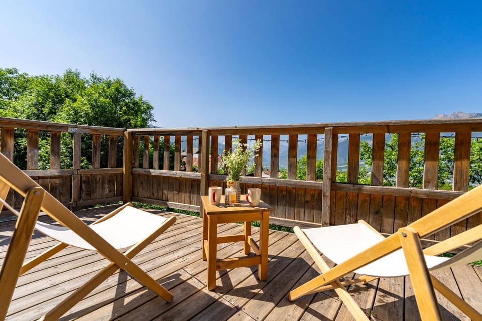 Patio, Day, Natural landscape, View (from property/room), Balcony/Terrace, Dining area