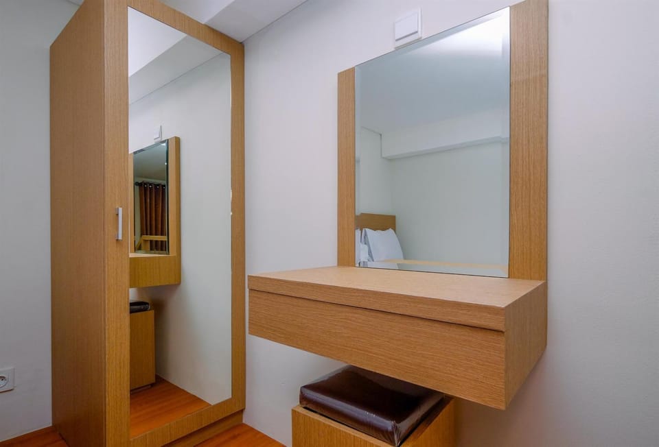 Wonderful and Comfy Studio Apple 1 Condovilla Apartment By Travelio Apartment in South Jakarta City