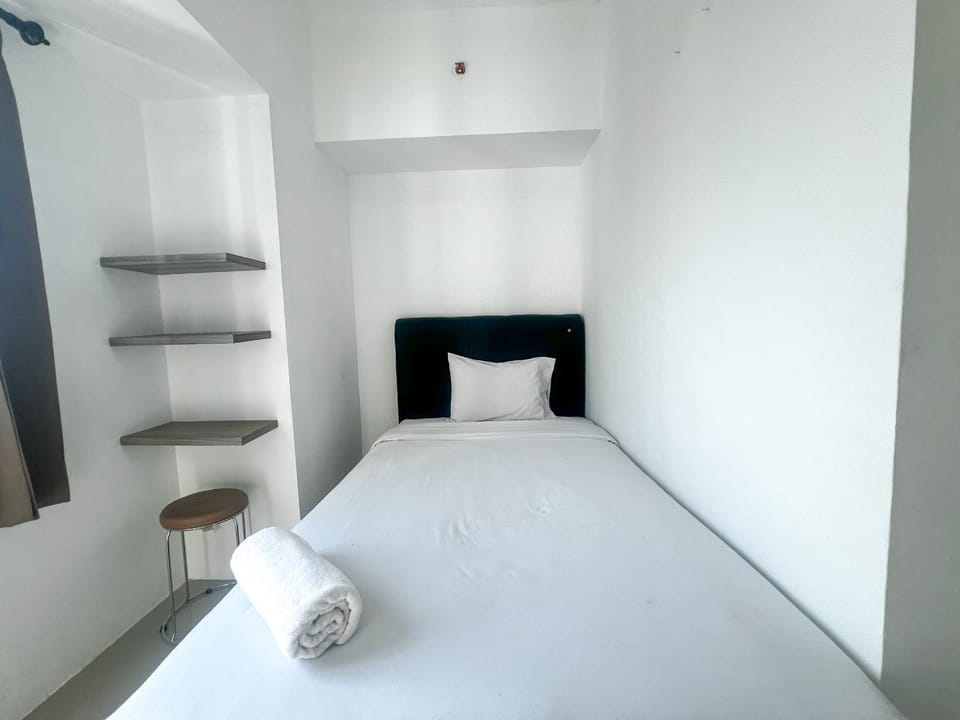 Modern and Tidy 2BR at Tanglin Supermall Mansion Apartment By Travelio Apartment in Surabaya