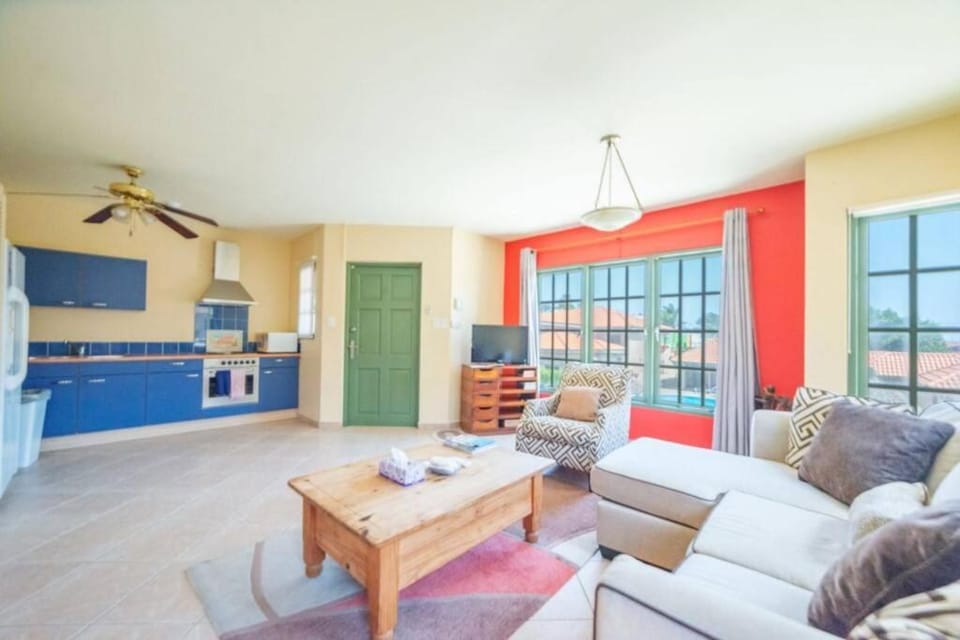 Palma Real 28 - 2-Bedroom Vacation Condo in Palm Beach, Aruba Apartment in Noord