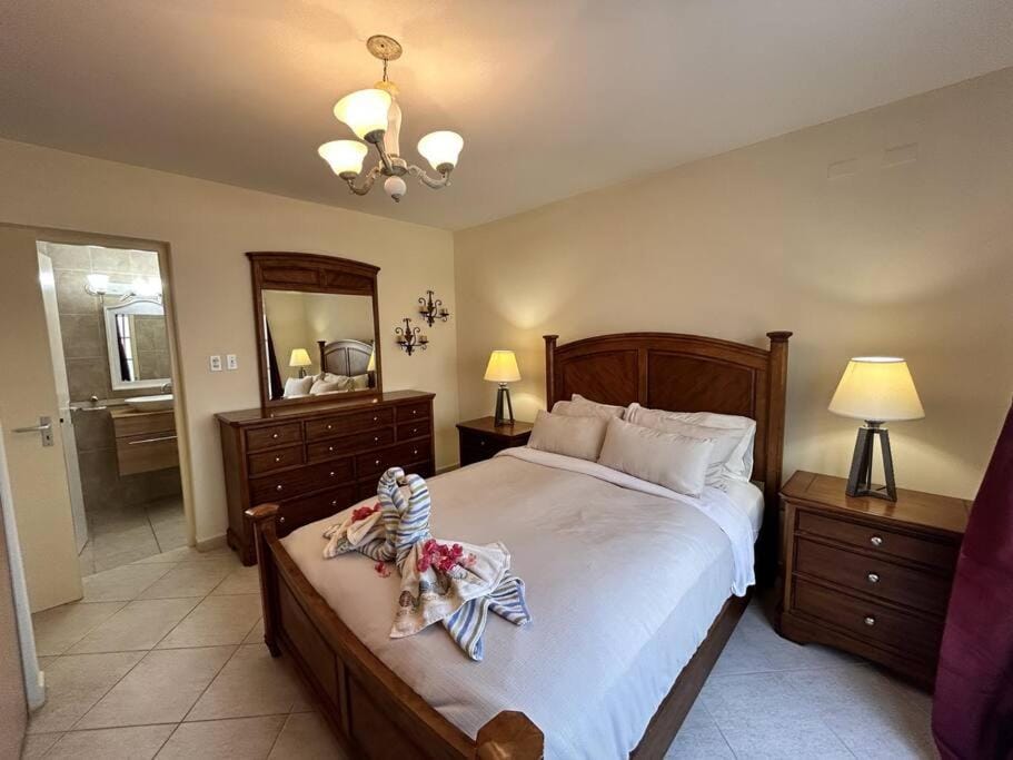 Palma Real 69 - Palm Beach 2 bedrooms Condo Apartment in Noord