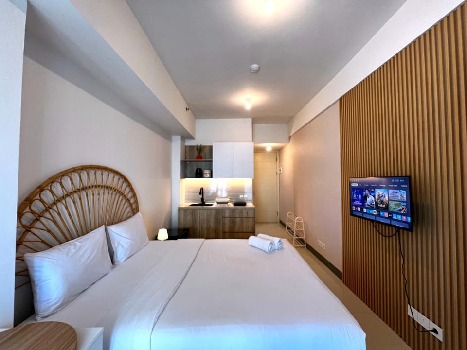 Compact and Best Choice Studio at Anderson Supermall Mansion Apartment By Travelio Apartment in Surabaya