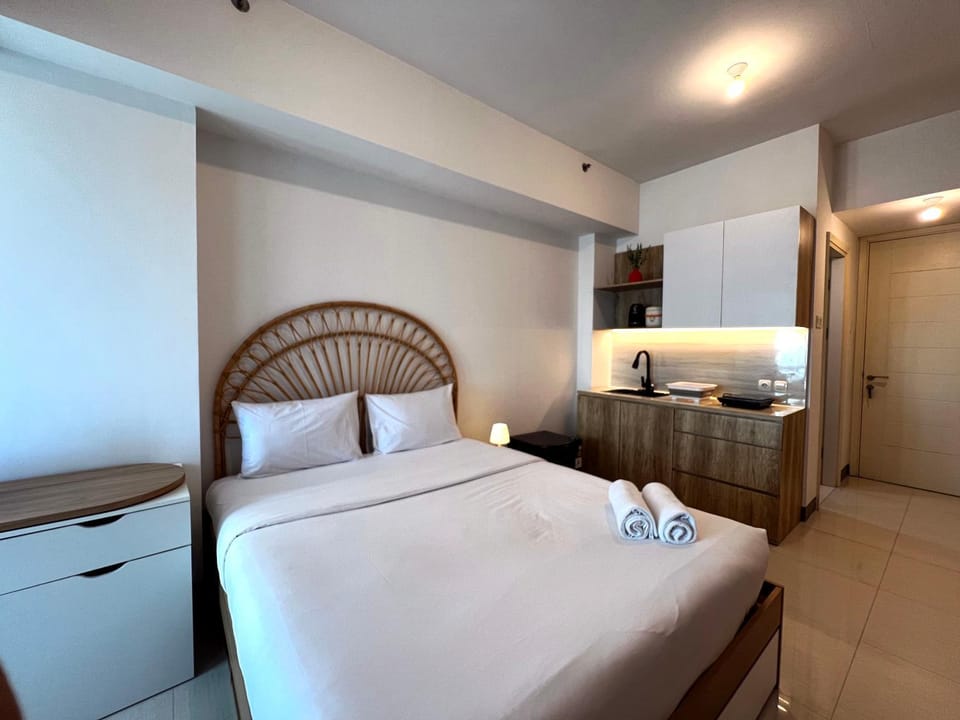Compact and Best Choice Studio at Anderson Supermall Mansion Apartment By Travelio Apartment in Surabaya