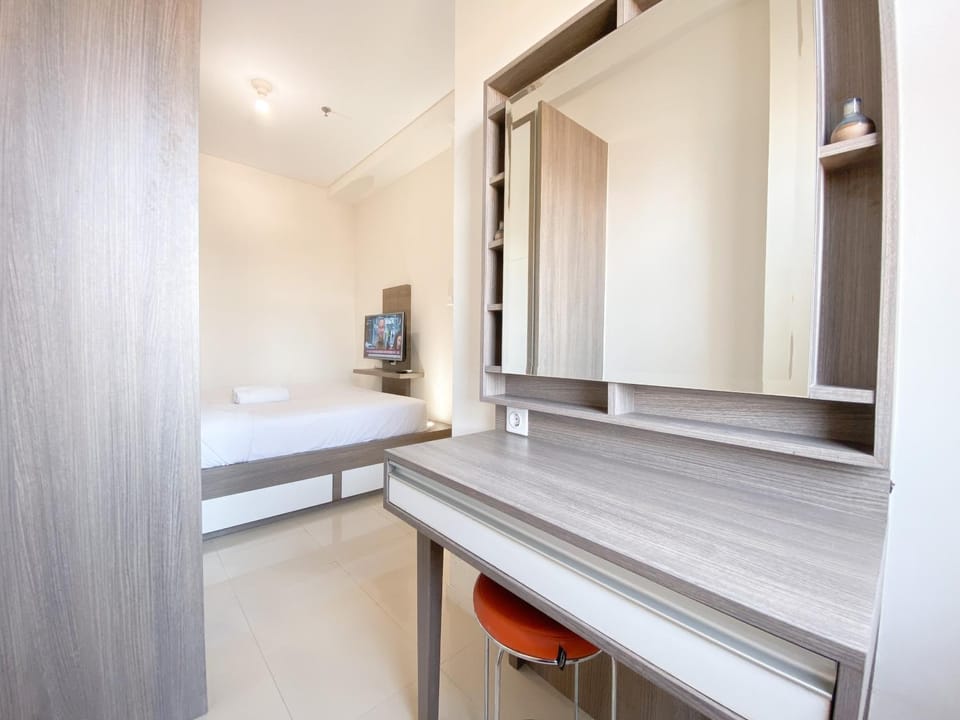 Strategic 2BR Apartment with Pool View at Parahyangan Residence By Travelio Apartment in Parongpong