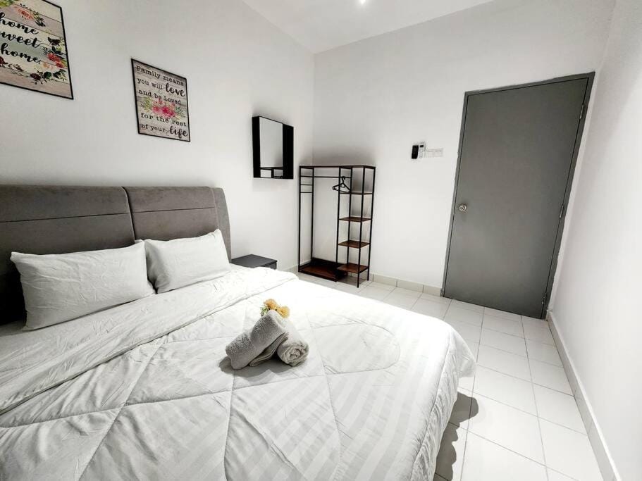 3km to Malacca town by Define Suite Apartment in Malacca