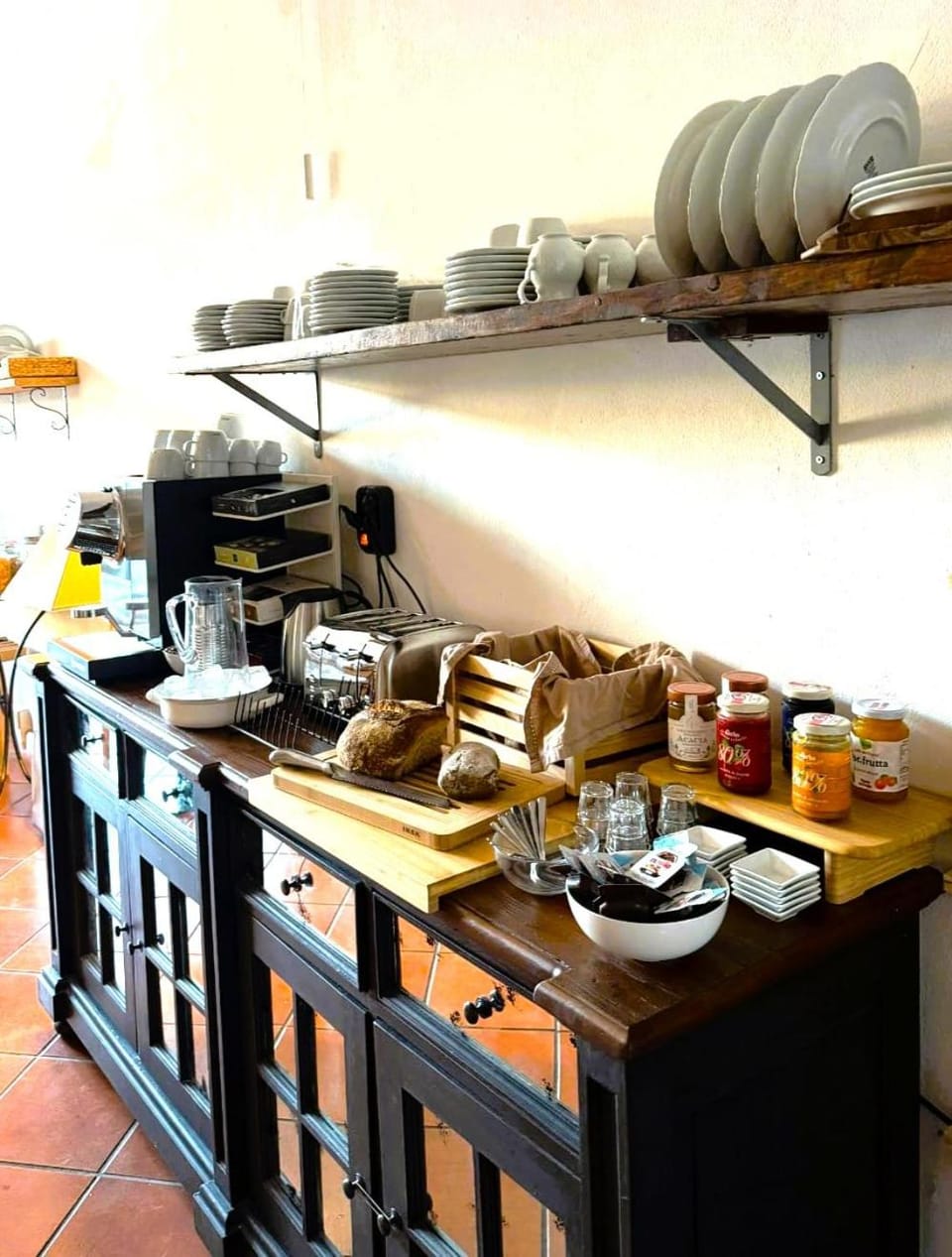 Coffee/tea facilities, Kitchen or kitchenette, Food and drinks, Food, Breakfast
