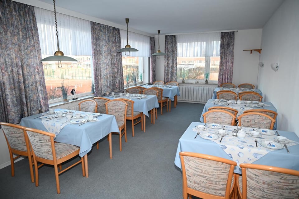 Doppelzimmer-09-OG Bed and Breakfast in Borkum