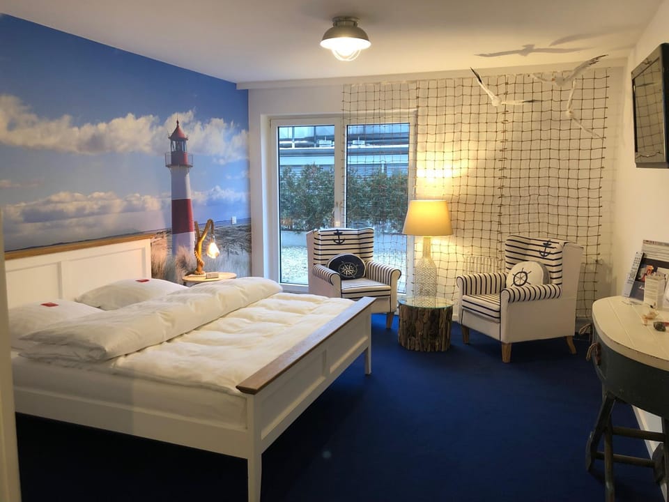 Bed, TV and multimedia, towels