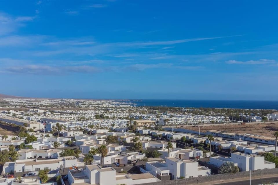 Casa Ostoja - Heated pool & Spacious Villa House in Playa Blanca