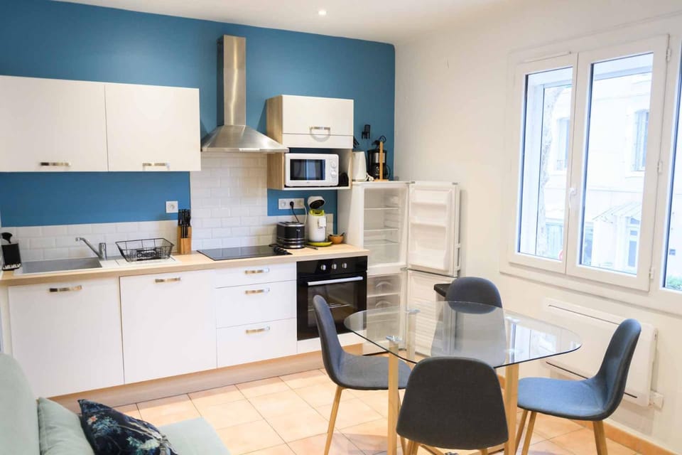 Les volets blancs Apartment in Occitanie