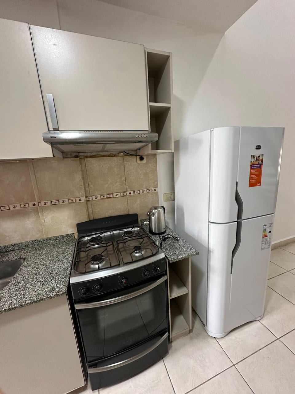 Kitchen or kitchenette, oven