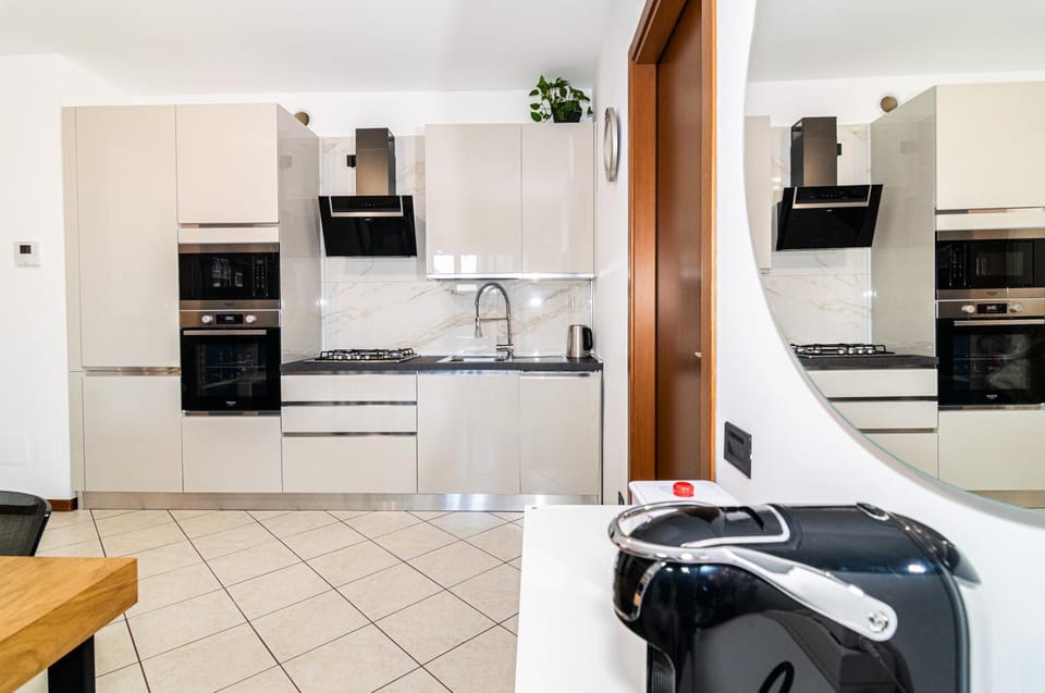Living room, dishwasher, oven, stove, washing machine