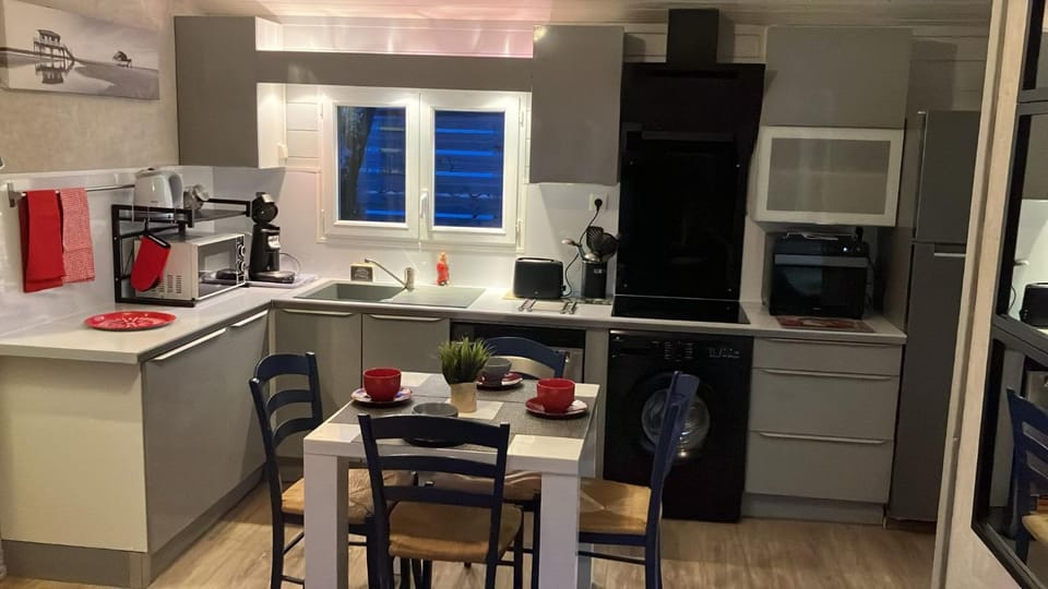 Chalet T3 15 min plage grande terasse et piscine Chalet in Gujan-Mestras