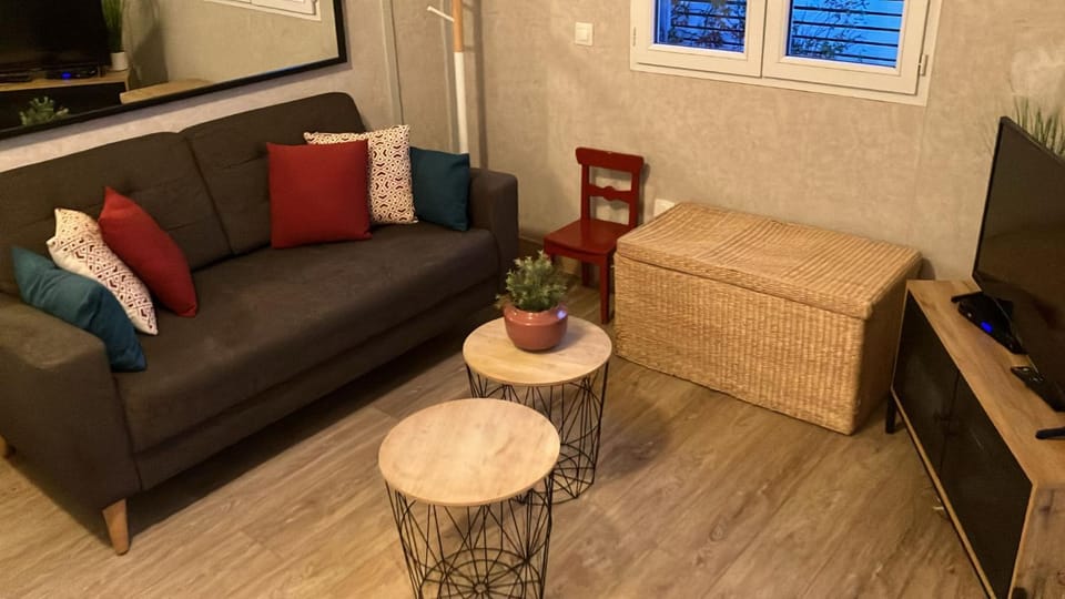 Chalet T3 15 min plage grande terasse et piscine Chalet in Gujan-Mestras
