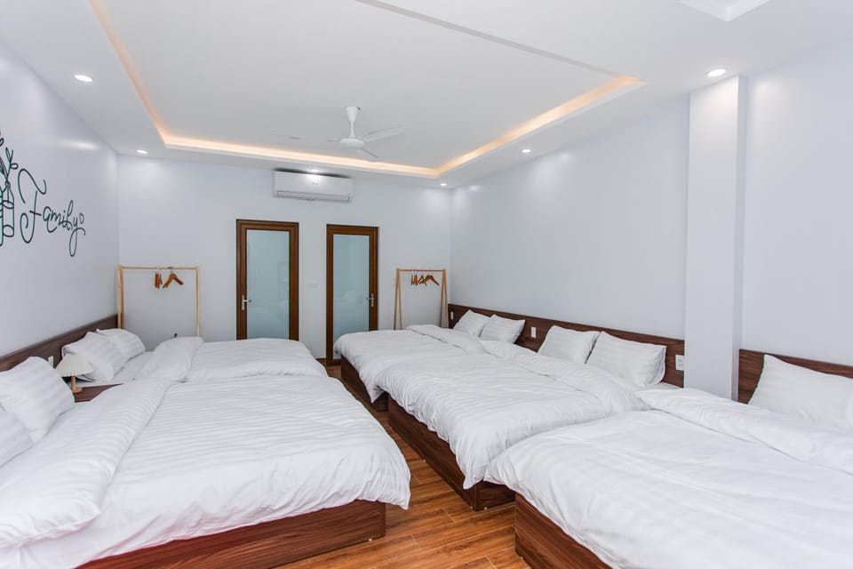 Nắng House Homestay Hotel in Laos