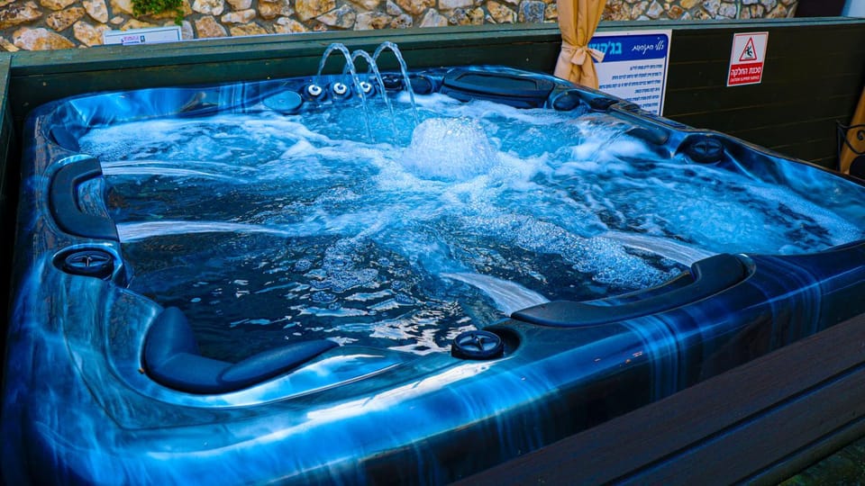 Hot Tub, Spa and wellness centre/facilities, Spa and wellness centre/facilities