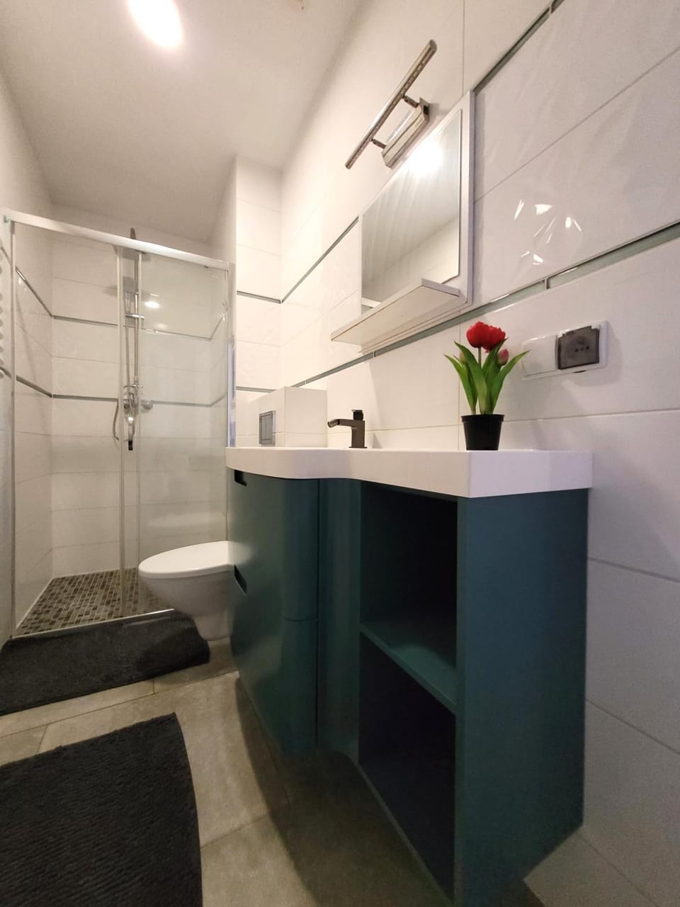 Shower, Toilet, Bathroom