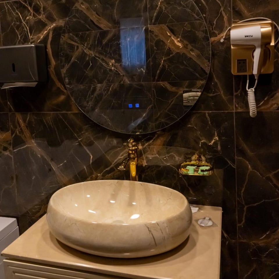 Piano Suites Baku Hotel in Baku