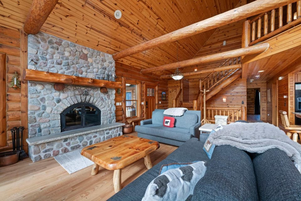 The Log Home of Fish Creek by Simple Life Rentals House in Door County