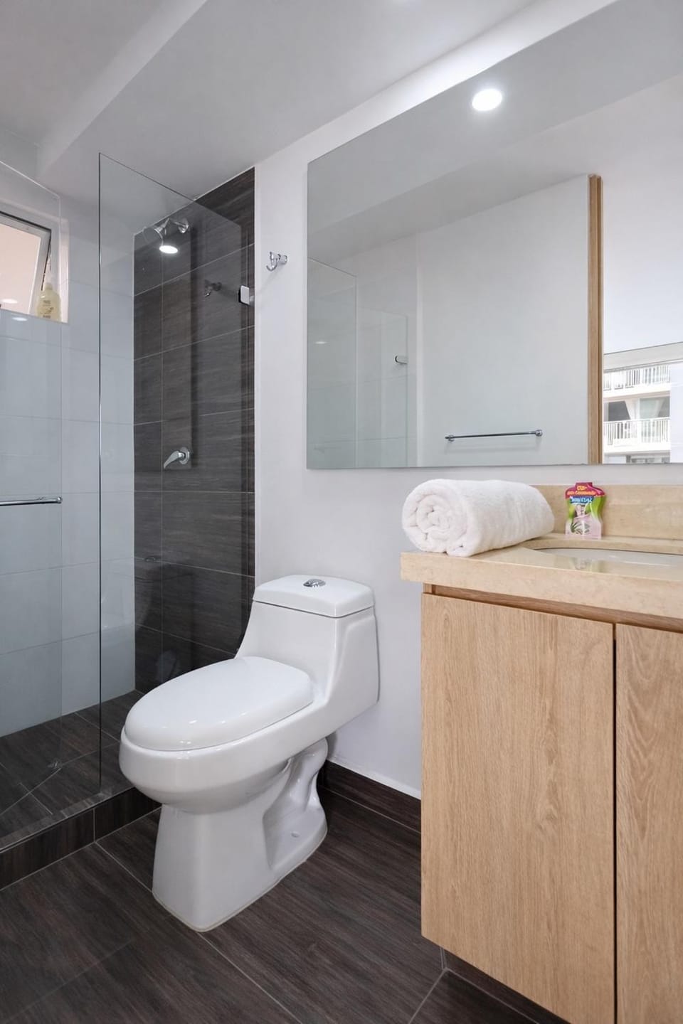 Shower, Bathroom, towels