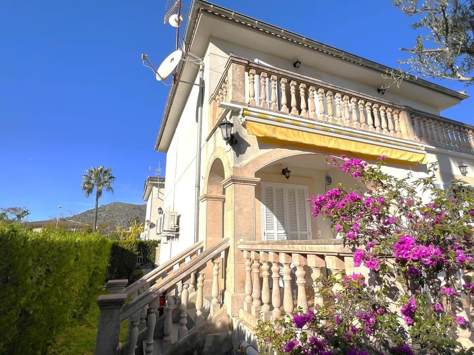 Property building, Balcony/Terrace, Garden view