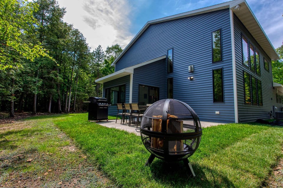 The Loft House by Simple Life Rentals House in Door County