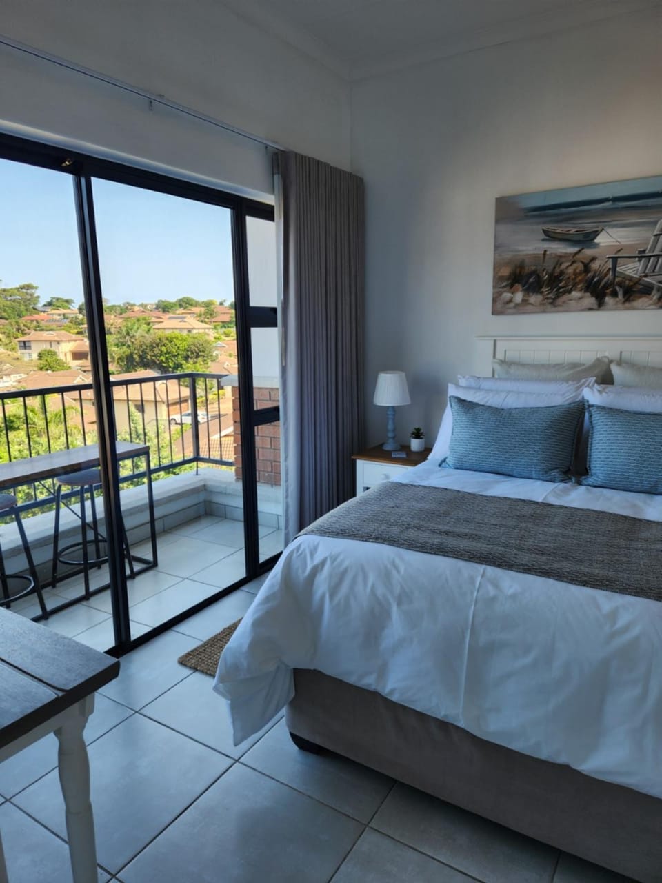 Bed, View (from property/room), Balcony/Terrace, Bedroom, hair dryier