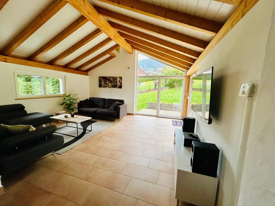 TV and multimedia, Living room