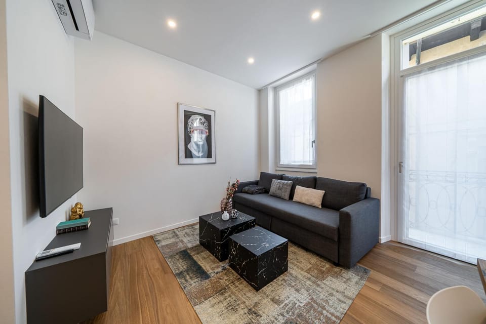 TV and multimedia, Living room, air conditioner