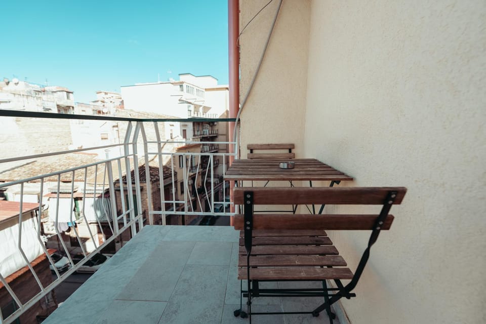 Central Room 128L Bed and Breakfast in Palermo
