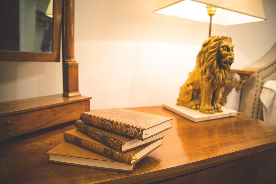 Decorative detail, Bedroom