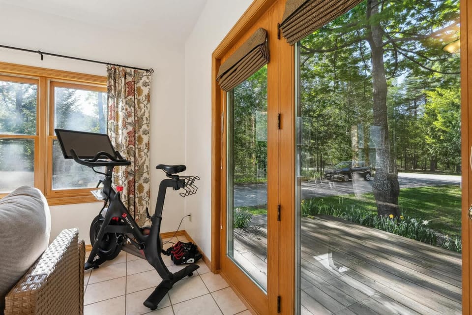 Top of the Hill Cabin by Simple Life Rental Cabin in Door County