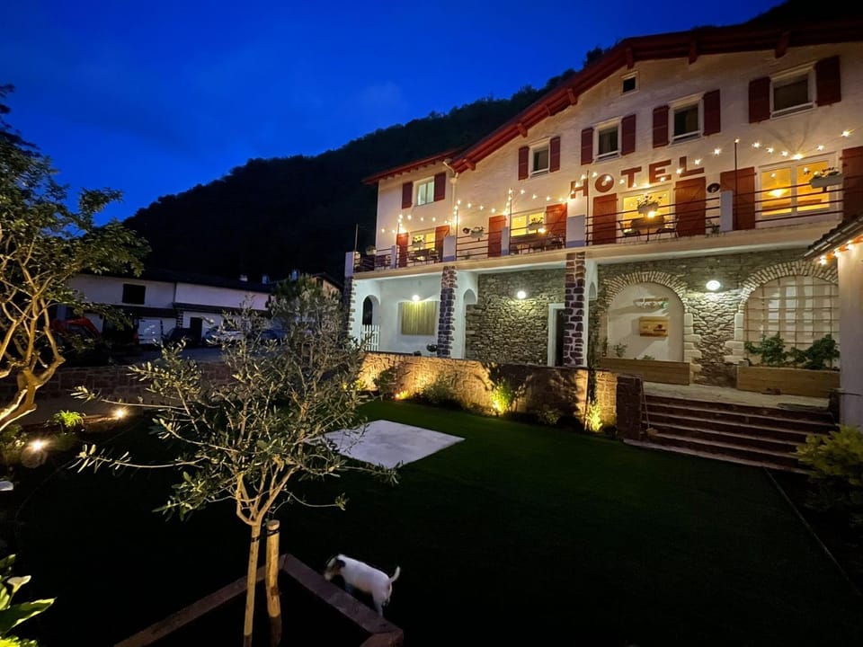 Property building, Garden, Garden, Garden view