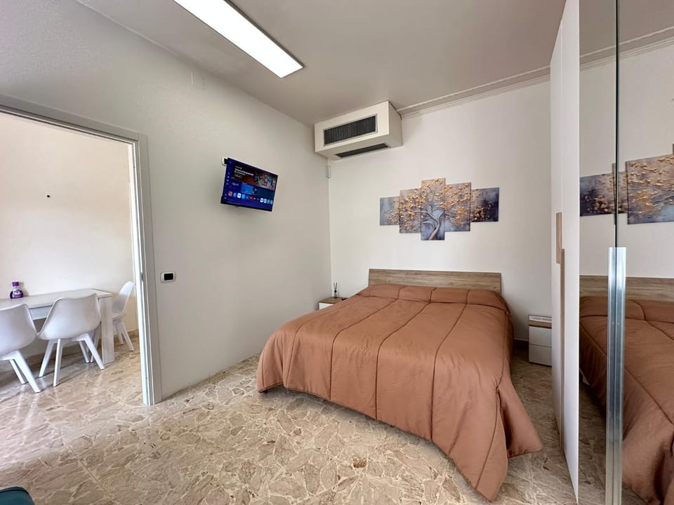 Bed, TV and multimedia