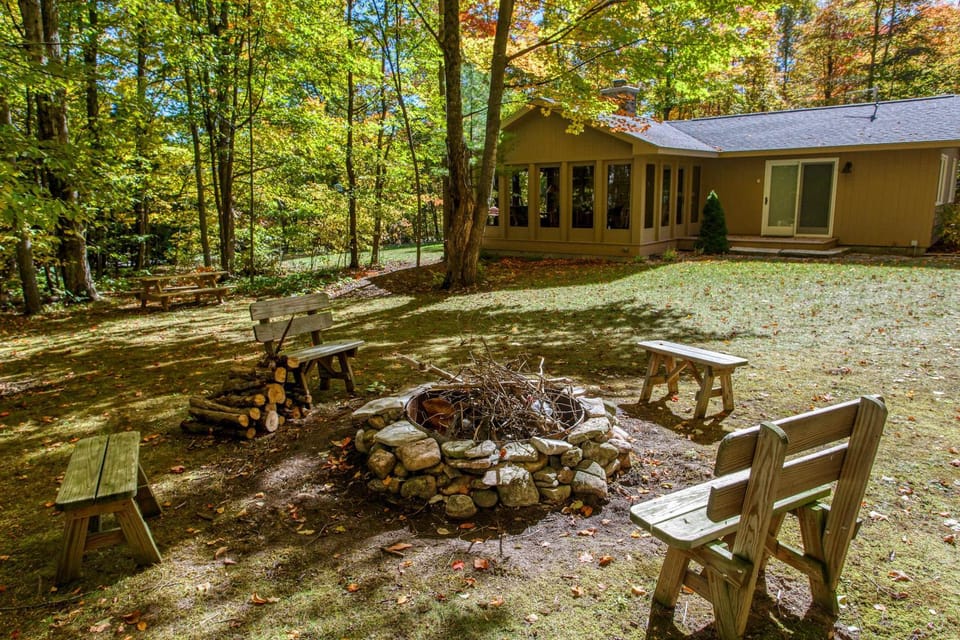 Roo Retreat by Simple Life Rentals House in Door County