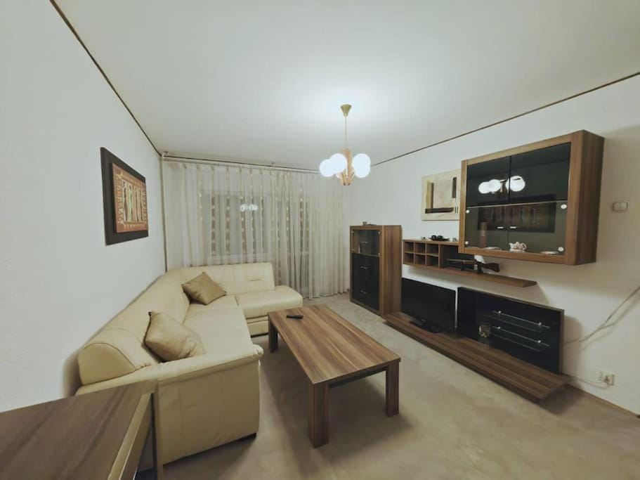 Apartament Botanica-Centru Apartment in Craiova