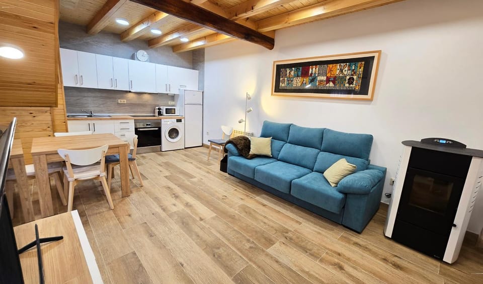 Kitchen or kitchenette, Living room, Seating area, Dining area, dishwasher, oven, stove, toaster
