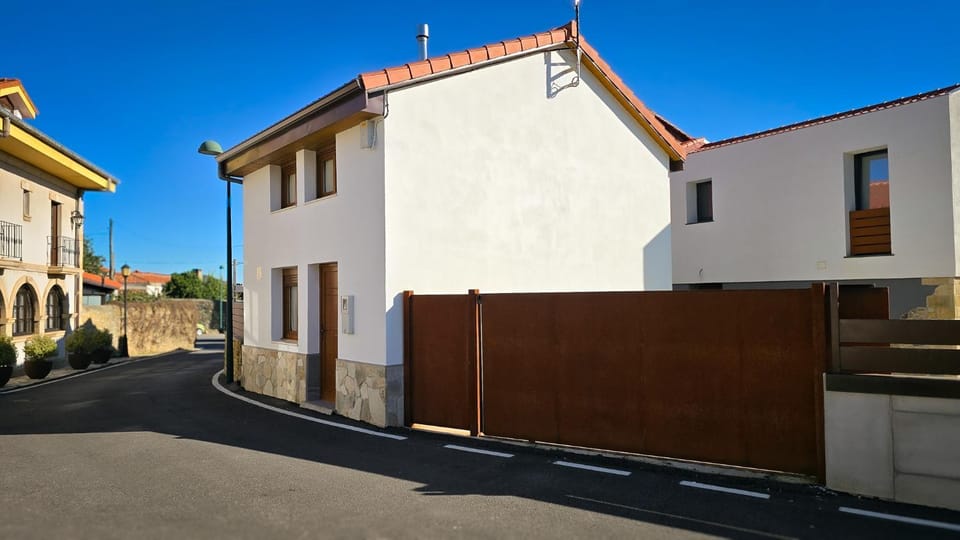 Property building, Off site, Neighbourhood, Street view