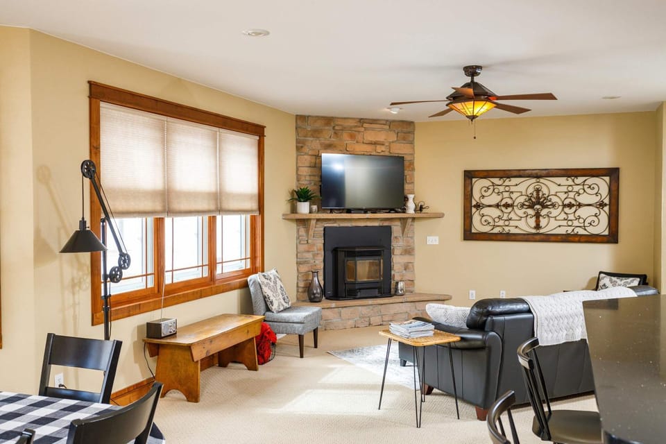 Home Away from Home by Simple Life Rentals House in Door County