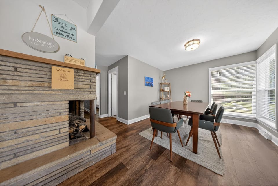 High Garden by Simple Life Rentals House in Sister Bay