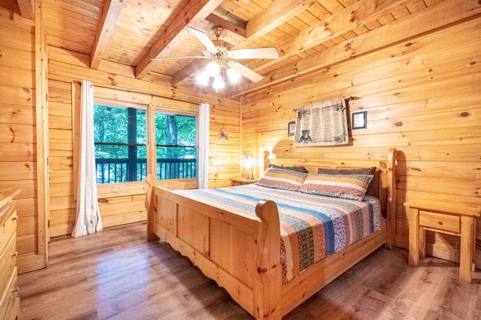 Bed, Bedroom
