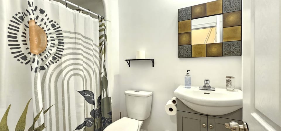 Shower, Toilet, Bathroom