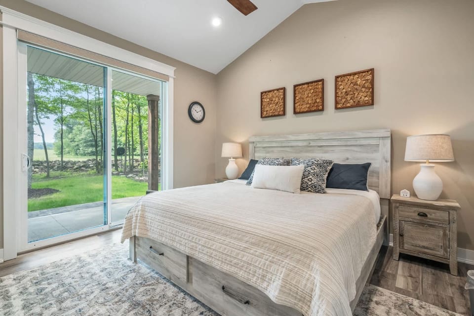 Stonehedge View by Simple Life Rentals House in Door County