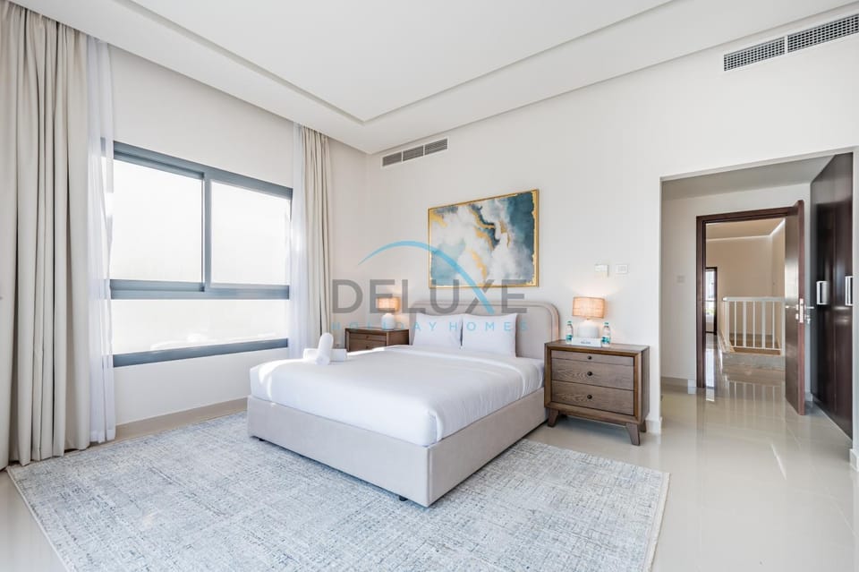 Bed, Photo of the whole room, Bedroom, wardrobe, air conditioner