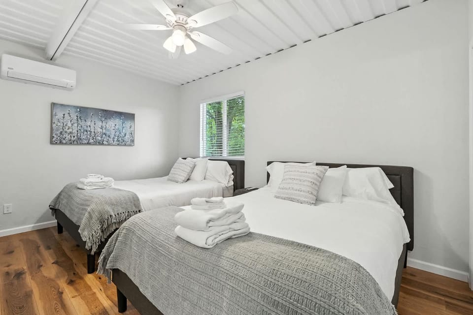Fish Creek Pines by Simple Life Rentals House in Door County