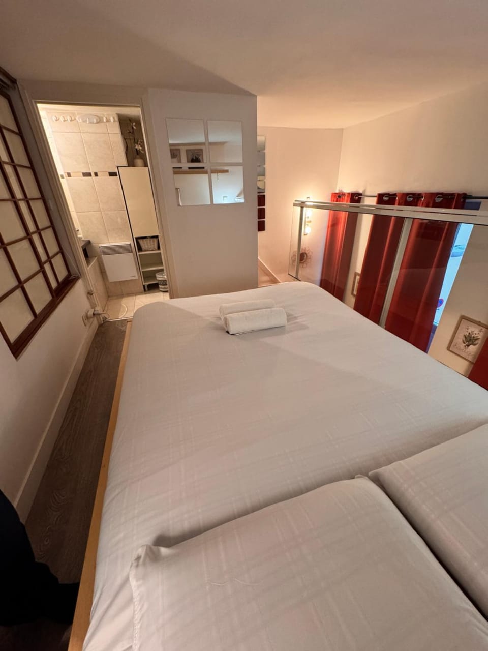 Shower, Bed, Bedroom