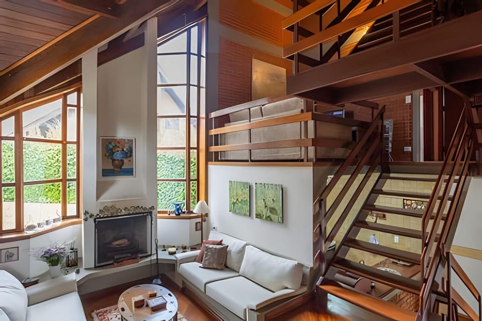 Living room, Seating area, Family